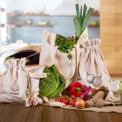 À la linned grøntsagsposer (3 stk.) og indkøbsposer i bomuld (2 stk.). Indkøbsposer med håndtag