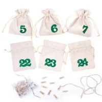 Adventskalender juteposer 12 x 15 cm - naturlig lys + grøn tal Juleposer