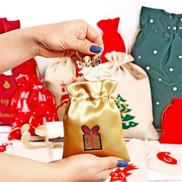 Satinposer 12 x 15 cm - guld - Gave Trykte Poser