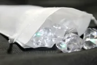 Satinposer 8 x 10 cm - hvid Poser til særlige lejligheder